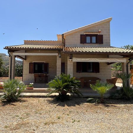 Villa Lea كوستوناتشي المظهر الخارجي الصورة